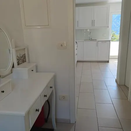 Apartment Neza Bled Balcony Mountain View Блед